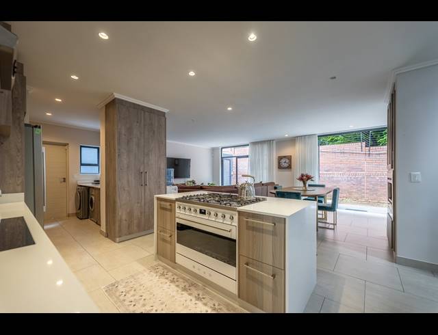 4 BEDROOM HOUSE FOR SALE IN BRYANSTON